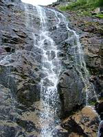 Остатки роскошного водопада